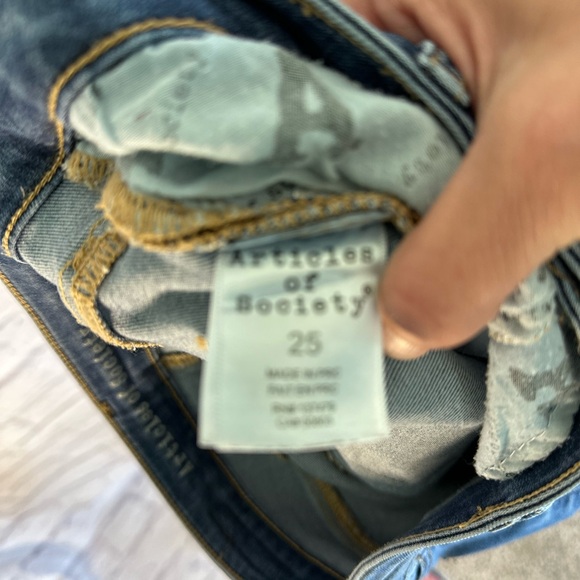 Articles of Society Woman’s Jeans size 25 Raw Hem - Picture 5 of 6